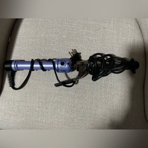 Hot tools 1” curling iron